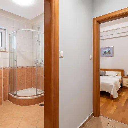 Brkic Apartment *